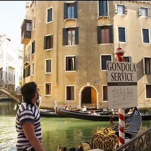 Anzolo Palace - & Maison d'hôtes Venise